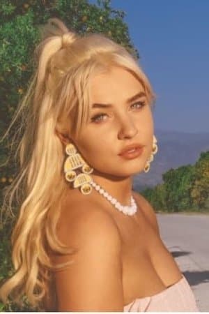 Maty Noyes